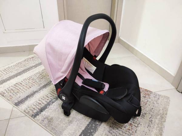 Πολυκαρότσι Kikka Boo Darling 3σε1 με στρωματάκι memory foam και Δώρο Αδιάβροχο Καροτσιού.