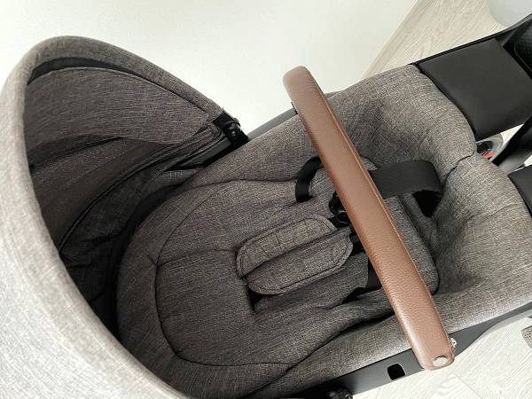 Stokke Xplory V6 Black Melange (grey)