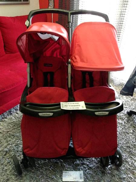 Καροτσι διδυμων