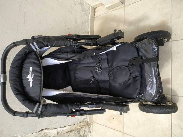 Παιδικό καρότσι και καλαθούνα