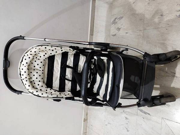 Καρότσι και Πορτ μπεμπέ Oyster