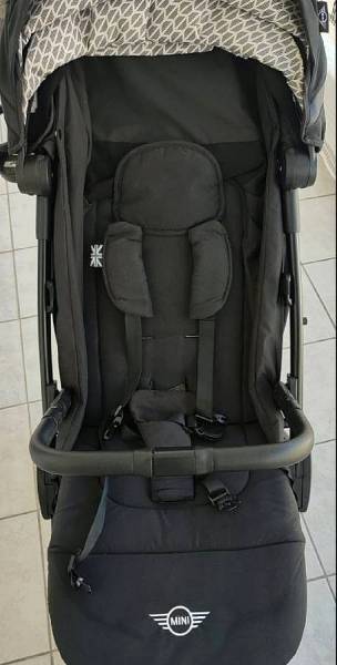 Καρότσι περιπάτου της Easywalker Jackey