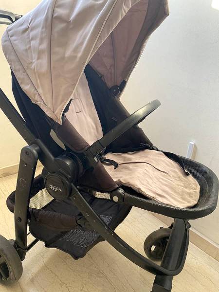 Καρότσι graco evo